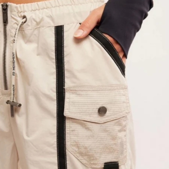 Fp Movement Moonbeam Pant in Muted Beige. Size XL - Picture 7 of 10